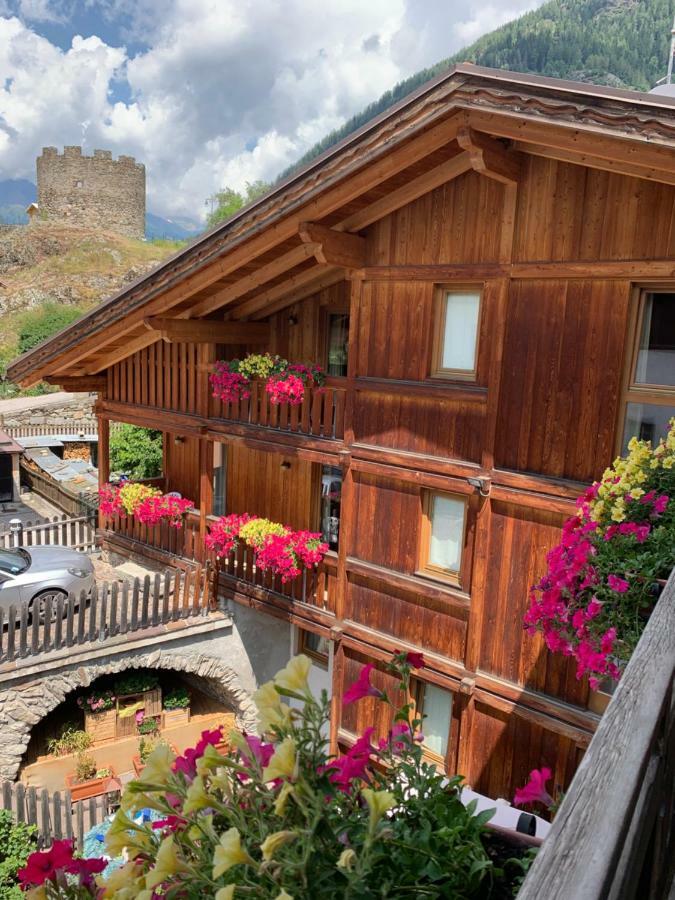 Hotel Il Maniero Ossana Eksteriør bilde